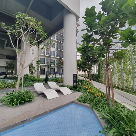 Highpark Suites At Petaling Jaya, Kelana Jaya By Plush Экстерьер фото