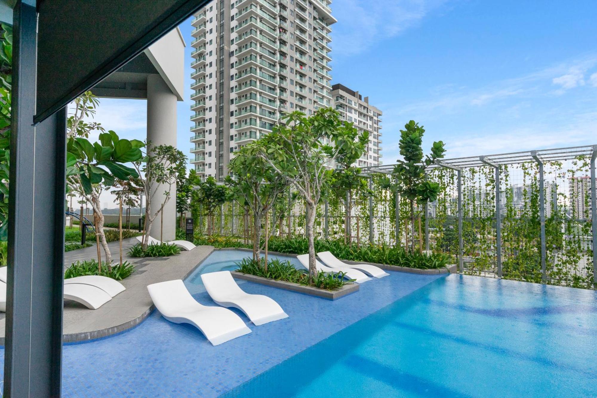 Highpark Suites At Petaling Jaya, Kelana Jaya By Plush Экстерьер фото